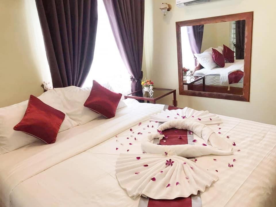 Arina Boutique Kampot Hotel Exterior foto